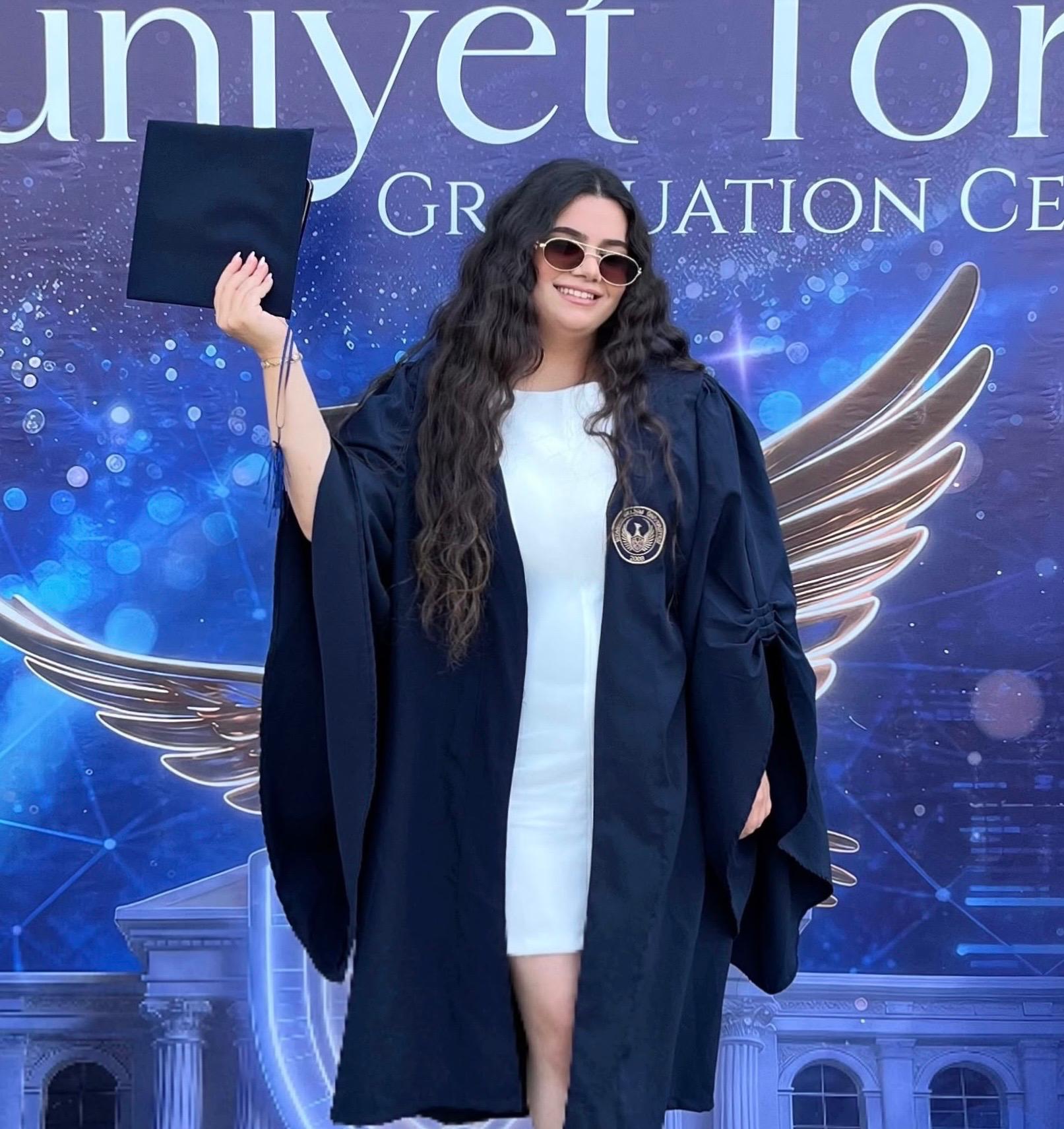 Diyetisyen Lara Yılmaz Portre